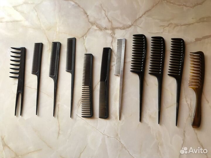Расчески для парикмахера