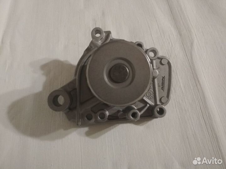 Водяной насос помпа honda Civic, Stream,FR-V