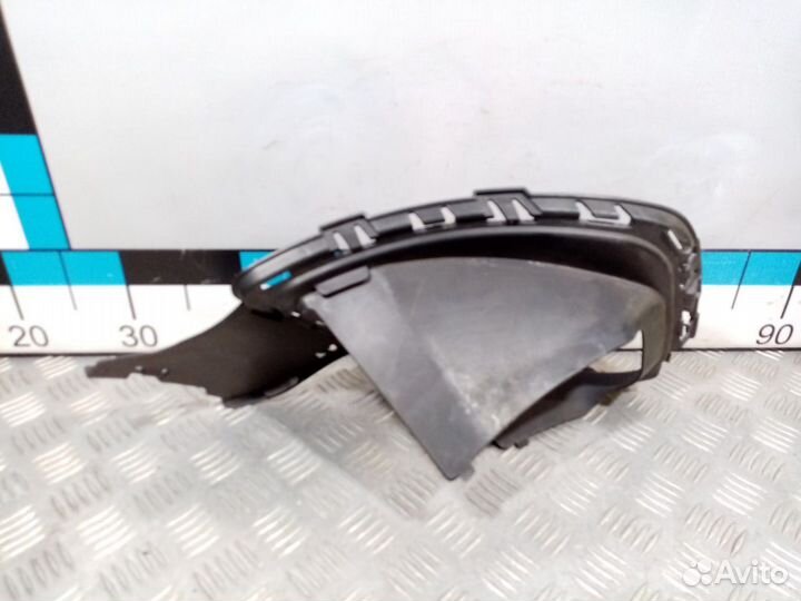 Б/У Воздуховод переднего бампера правый AMG#001