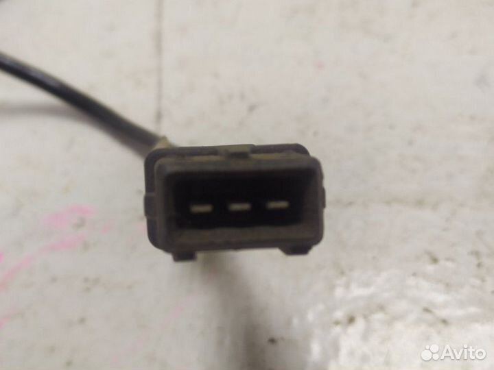 Датчик положения коленвала Chevrolet Spark M200