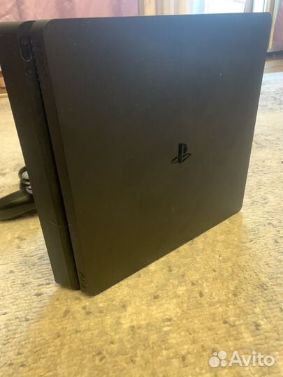 Ps4 slim 1tb