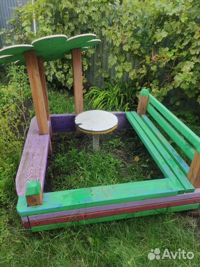 Детская песочница деревянная