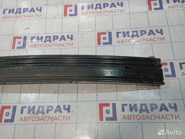 Усилитель переднего бампера Nissan Roque (T32) 62030-9TG0A