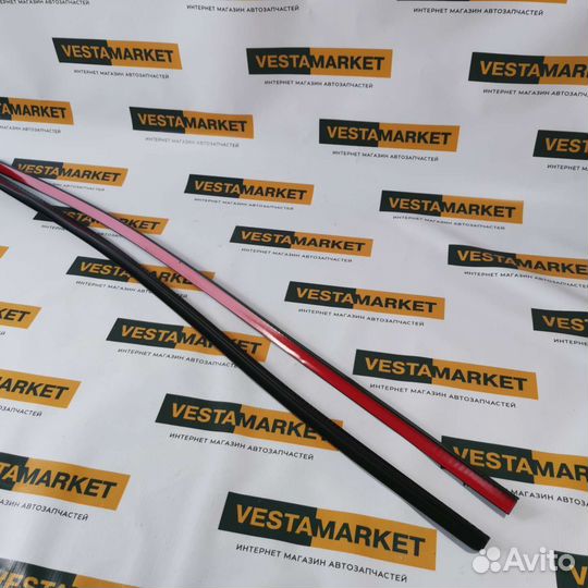 Водостоки лобового стекла универсальные,Веста.lada