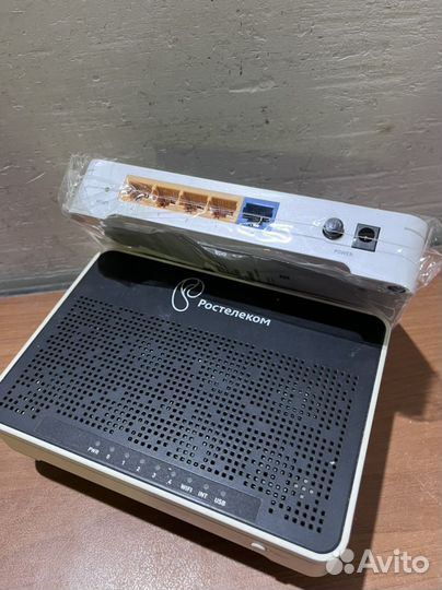 RT-1W4L1usbn Zuxel Keenetic 4G