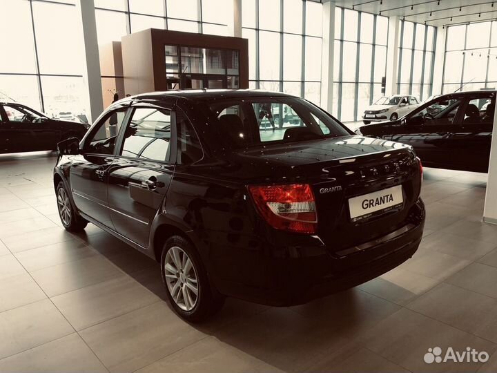LADA Granta 1.6 МТ, 2022
