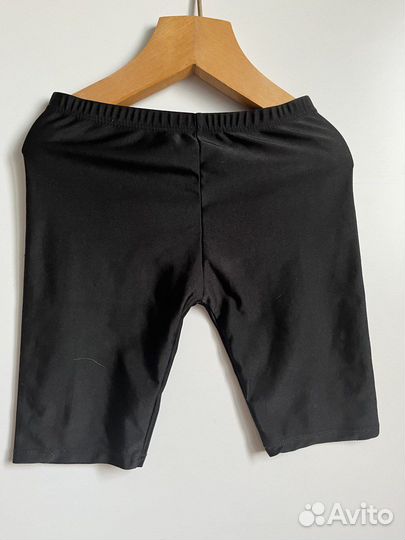 Купальник и шорты для занятий