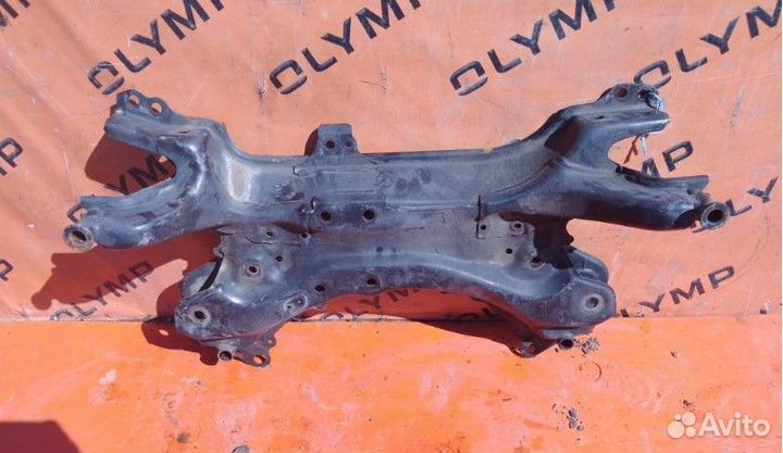 Балка под двс Toyota Prius ZVW30 2ZR-FXE 2011