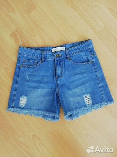 Джинсовые шорты