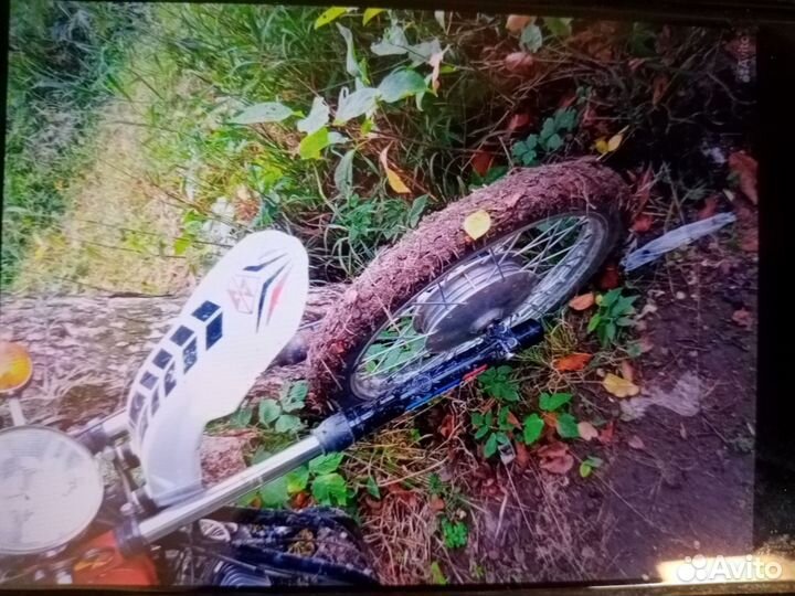 Пыльники на переднюю вилку (пара)