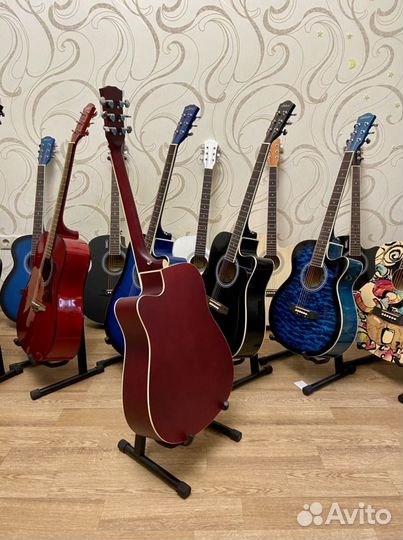 Гитара акустическая