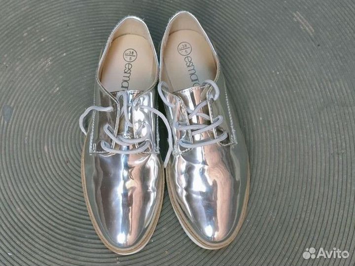 Лоферы серебро 38р Новые