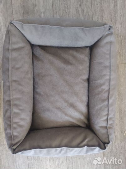 Лежанка для собак и кошек