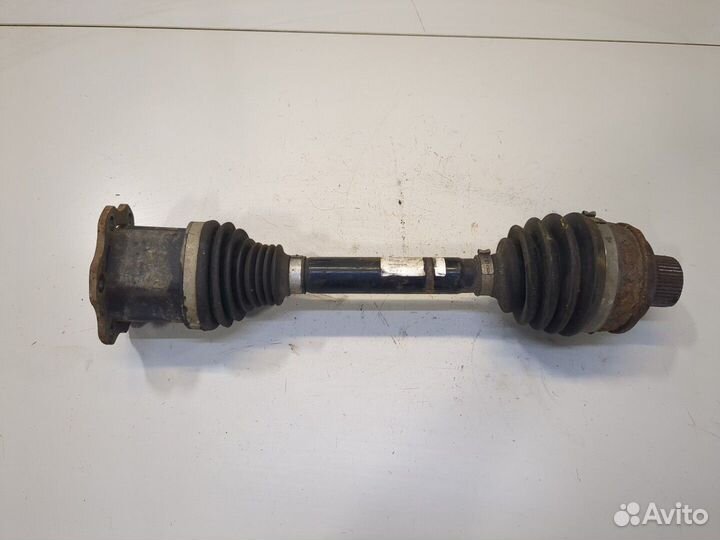 Полуось Audi A4 (B9), 2016