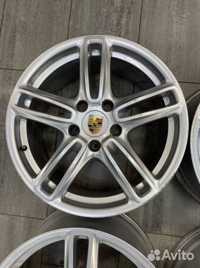 R19 5x130 Porsche Panamera Turbo