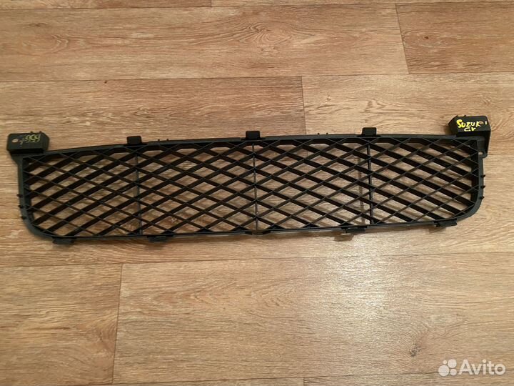 Решетка радиатора suzuki grand vitara