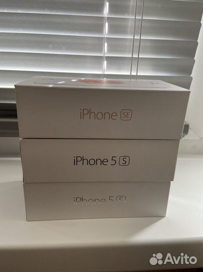 Коробка от iPhone se, 5s