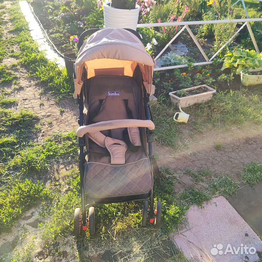 Прогулочная коляска