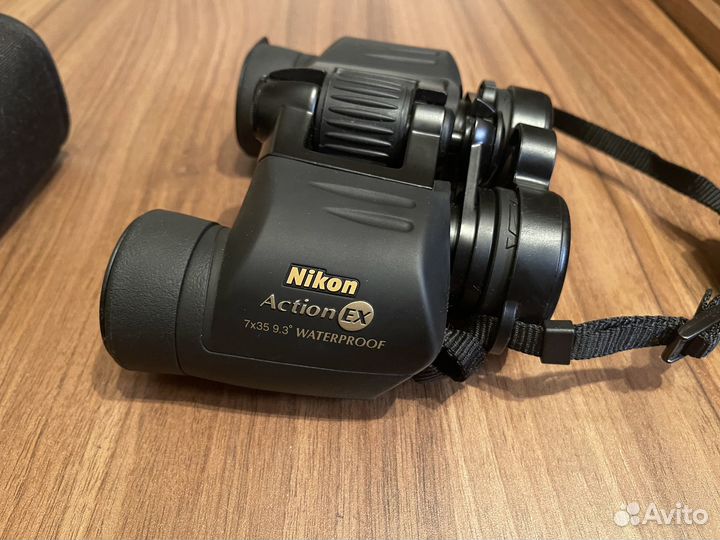 Бинокль Nikon Action EX 7x35