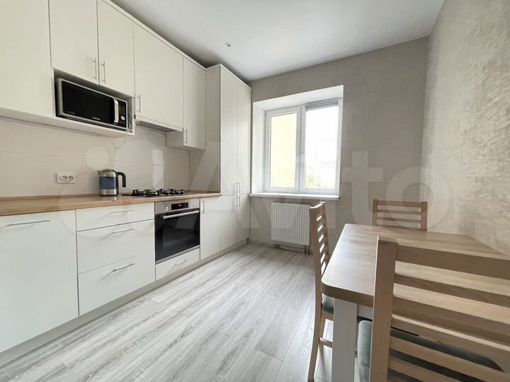 2-к. квартира, 60 м², 4/20 эт.