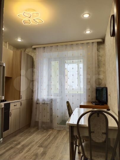 1-к. квартира, 40 м², 8/10 эт.