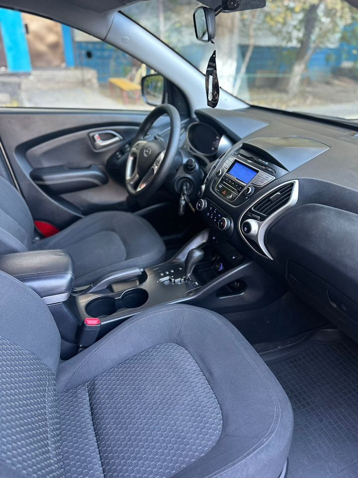 Hyundai ix35: фото из отзыва