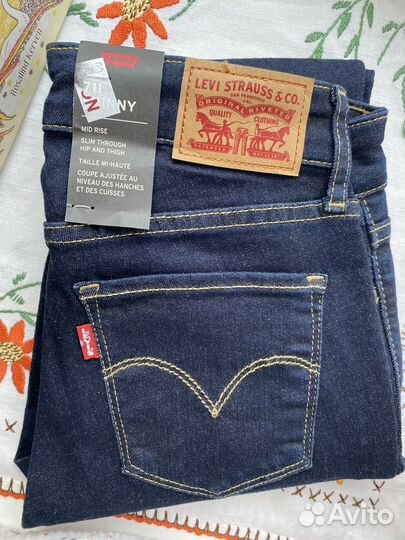 Джинсы новые женские Levis 711