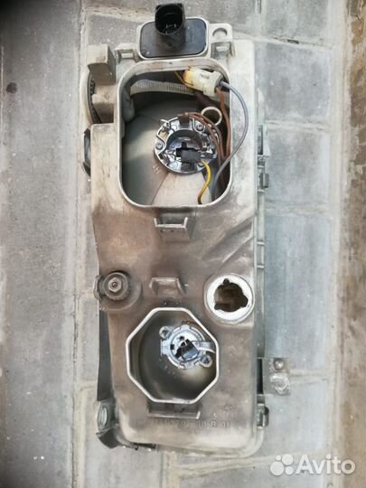 Фары на фольксваген В 4