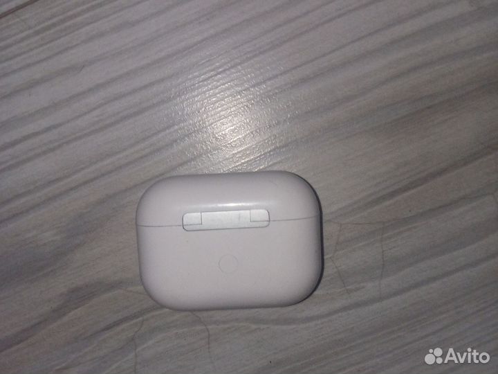 Беспроводные наушники apple airpods