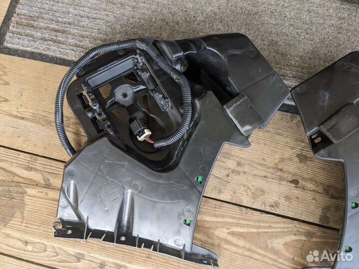 Комплект кронштейнов заднего бампера volvo v40