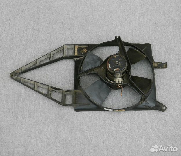 Вентилятор охлаждения Opel Corsa B 1.4