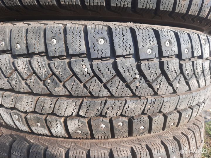 Viatti Brina Nordico V-522 185/70 R14 88T