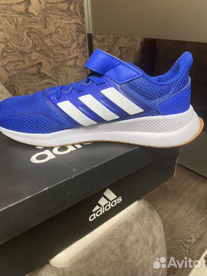 Кроссовки оригинальные adidas р34
