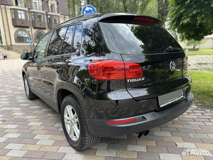 Volkswagen Tiguan 2.0 AT, 2012, 150 000 км