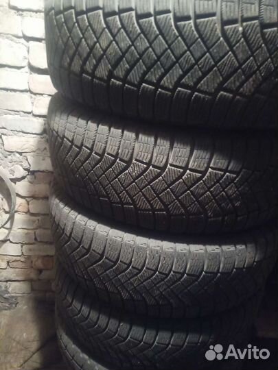 Pirelli Ice Zero 225/60 R17 103Q