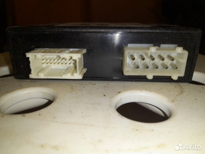 Блок управления пневмоподвеской Bmw 745 E65 / E66