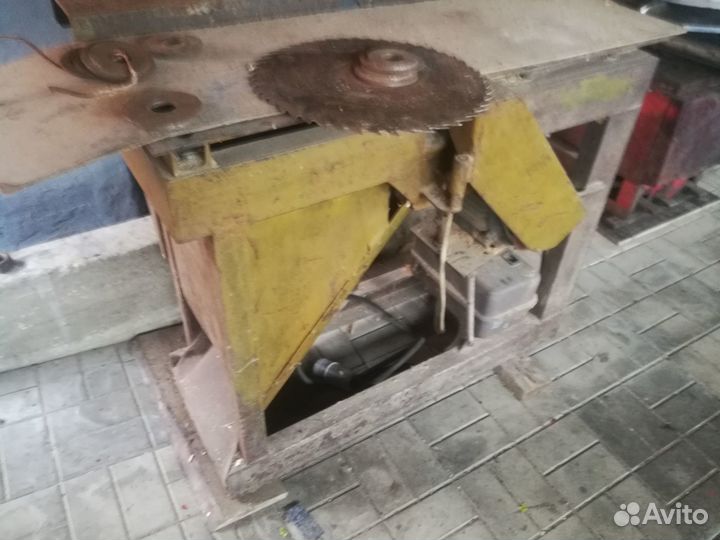 Станок строгальный и фрезерный