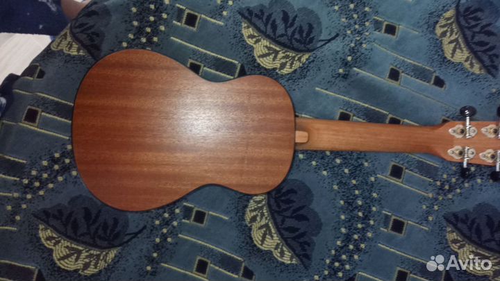 Укулеле коричневый WIKi