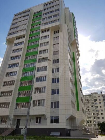 2-к. квартира, 81 м², 4/15 эт.