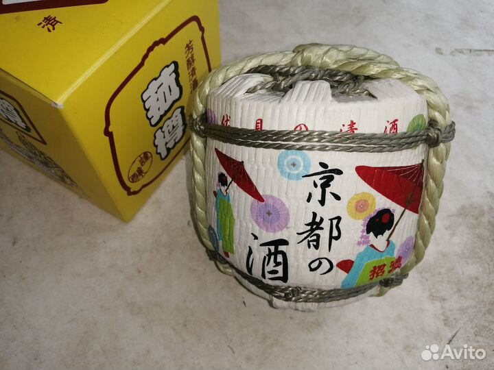 Бутылка для сакэ, Япония