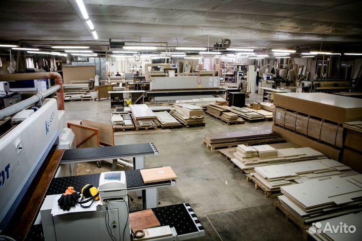 Пильщик, распиловщик в мебельный цех