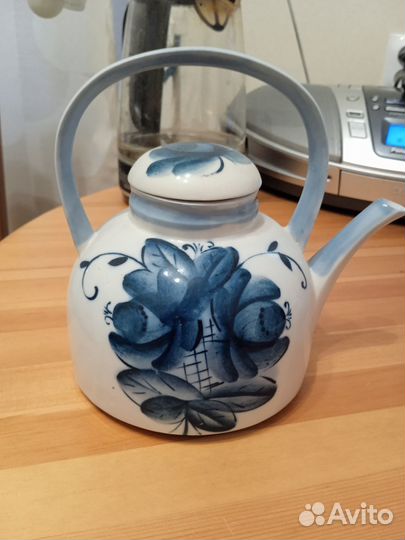 Чайник гжель новый
