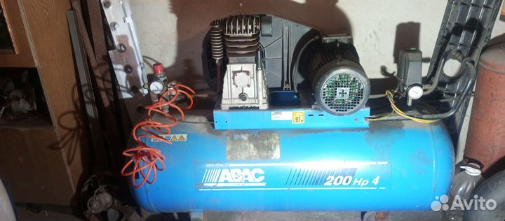 Продаю компрессор