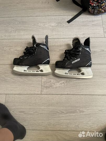 Хоккейные коньки детские