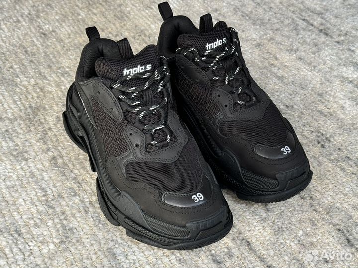 Кроссовки Balenciaga Triple S 39