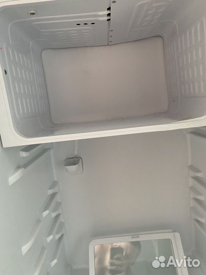 Холодильник dexp