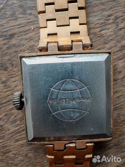 Часы наручные луч с позолотой СССР