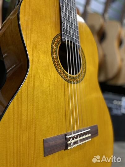 Yamaha C40 (новая) классическая гитара