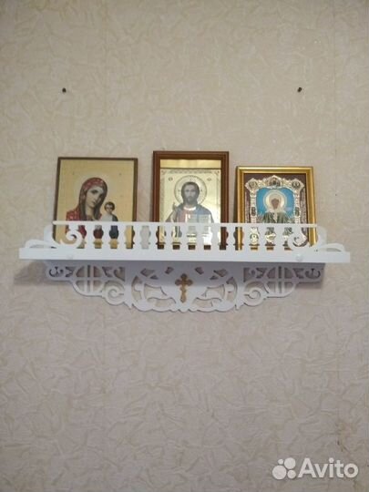 Полка под иконы угловая прямая