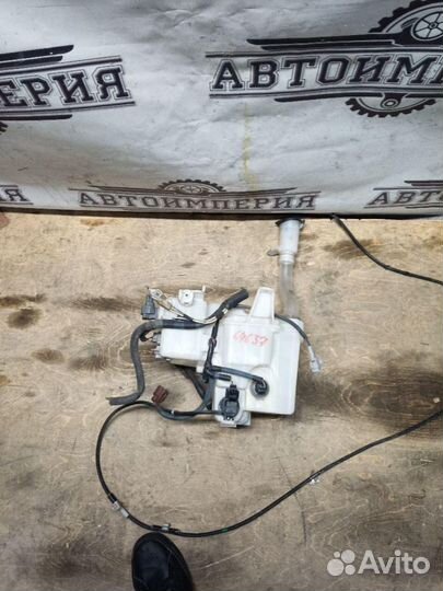 Бачок омывателя Lexus LS460 / LS600 (2006 - 2012)